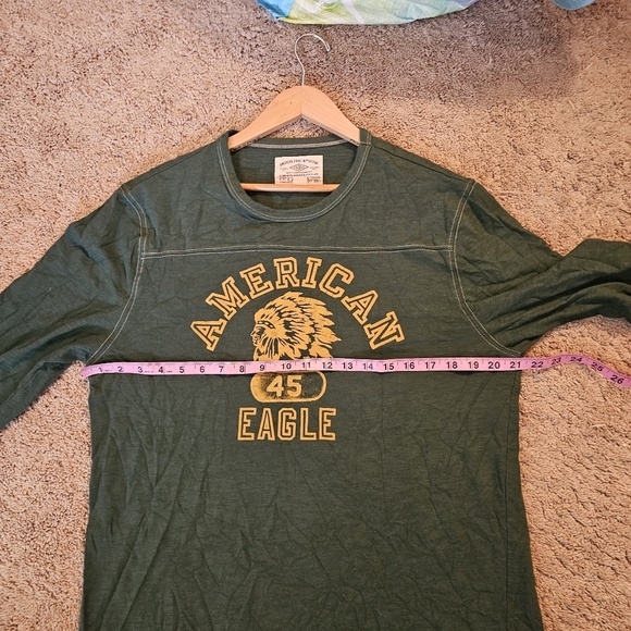 American Eagle Long Sleeved Green Indian Graphic Shirt Size Large - Picture 7 of 8